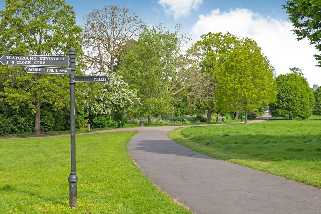 Brockwell Park 8.jpg