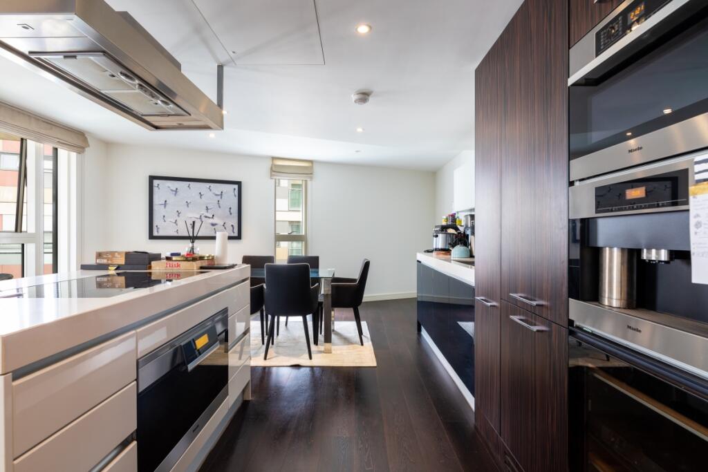 Moore House 93 - ...