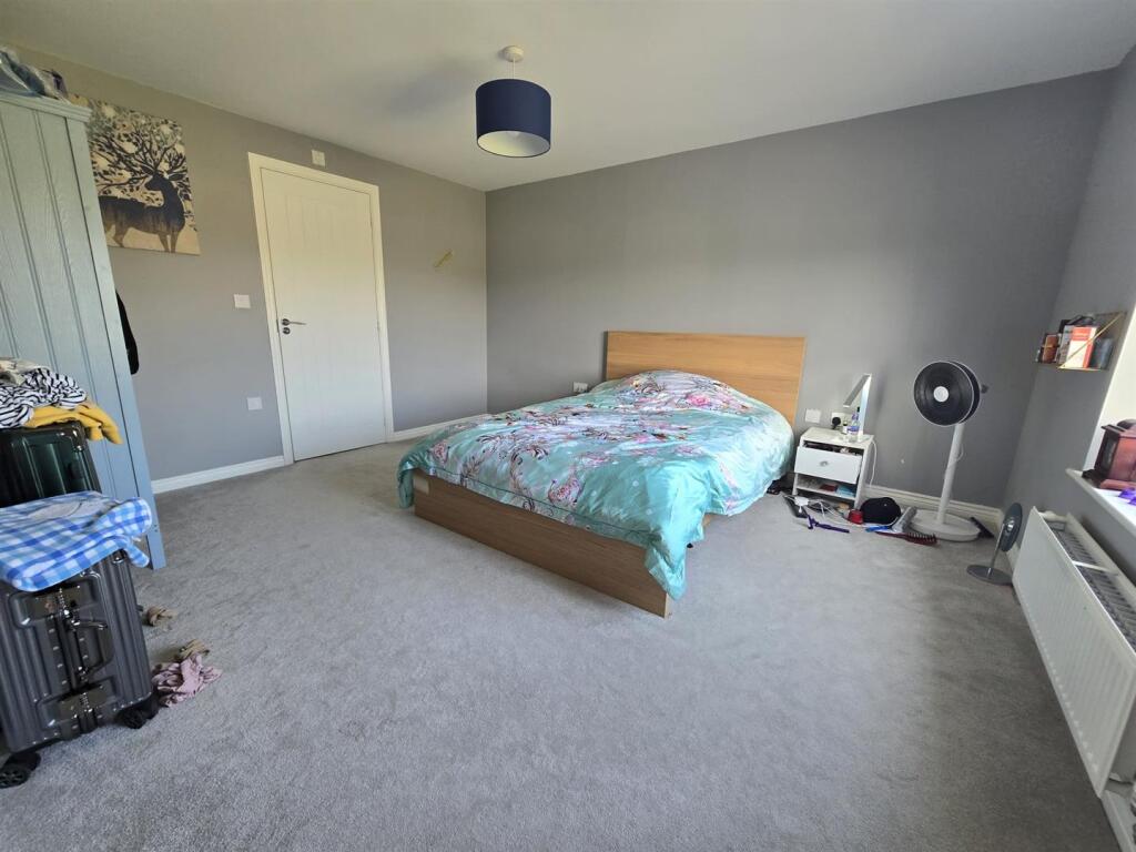 WhatsApp Image 2025-04-11 at 15.03.40_218bd0b8.jpg