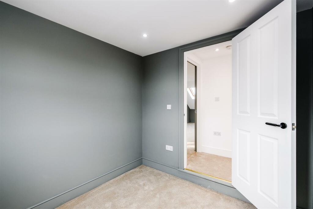 69 Marten Road-62.jpg