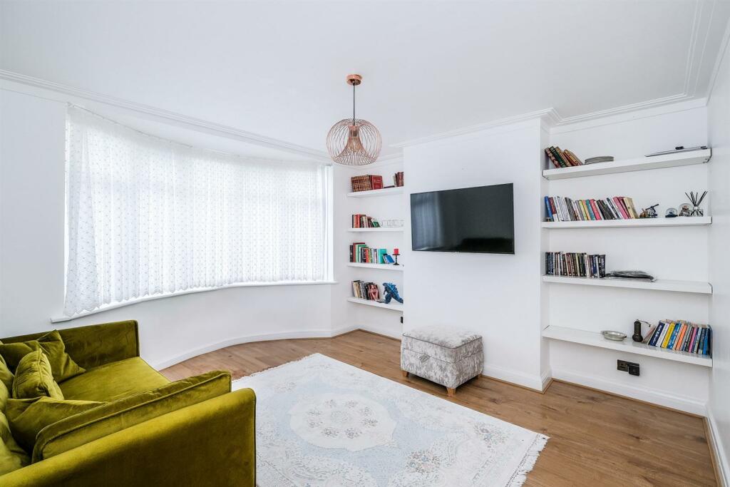 13 dovehouse gdns-8_rszd.jpg