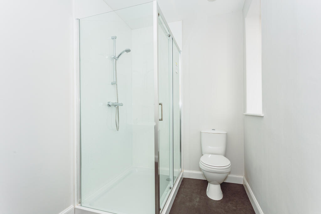 Family Shower Room