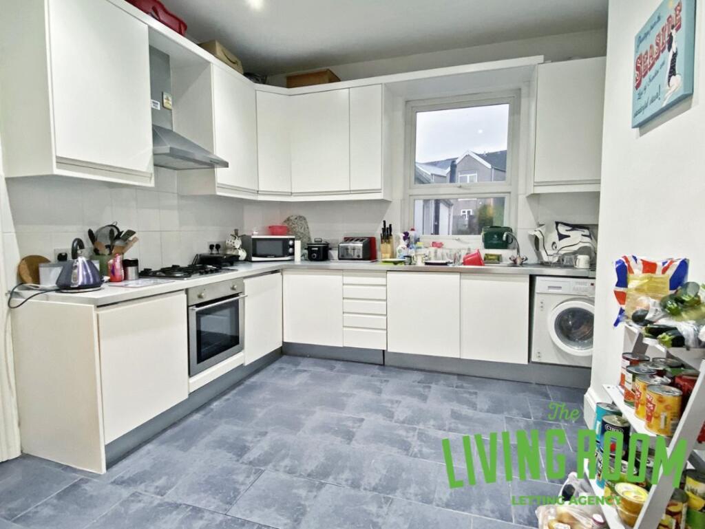 Kitchen 2
