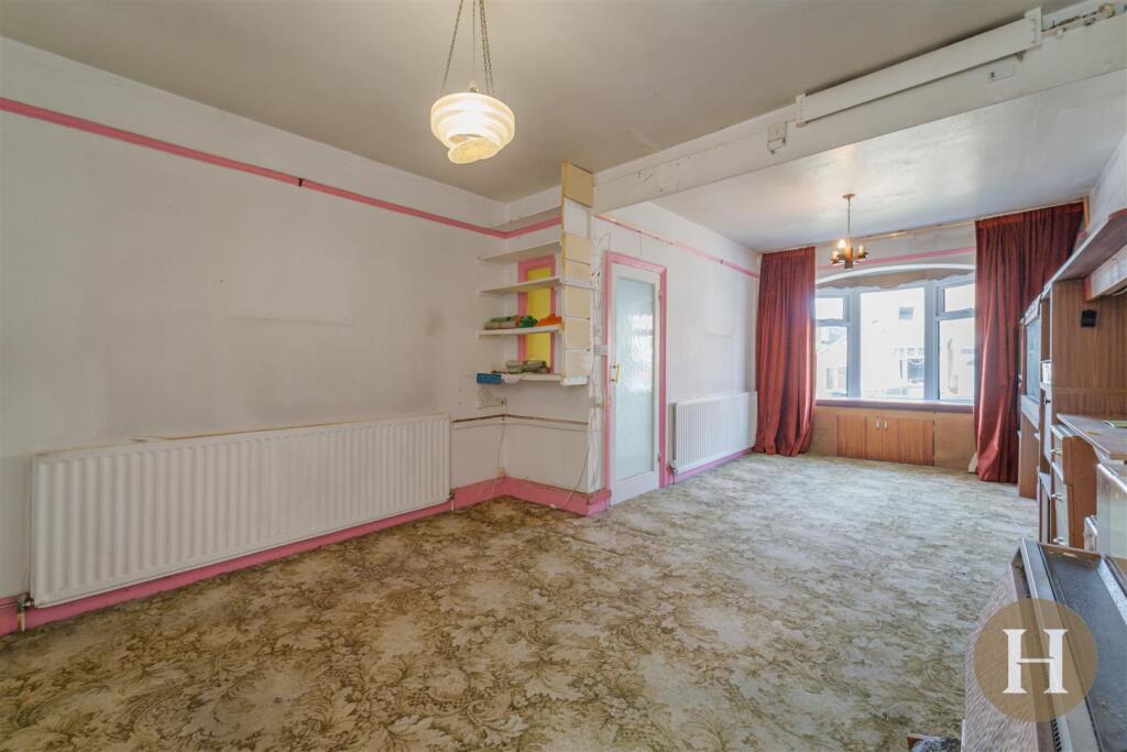 Hadleigh Estate Agents-23.jpg