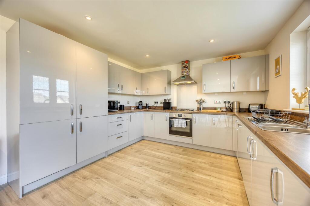58_AUCHINLECK_RD_ROBROYSTON_013.JPEG