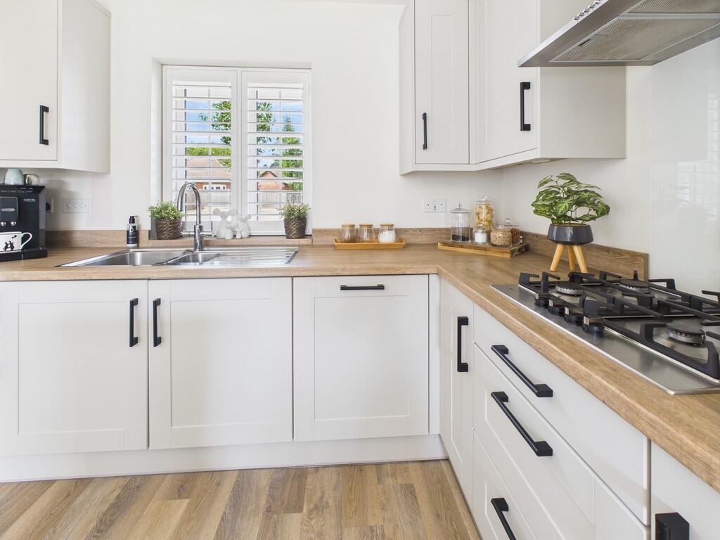 CAM05068G0-PR0038...