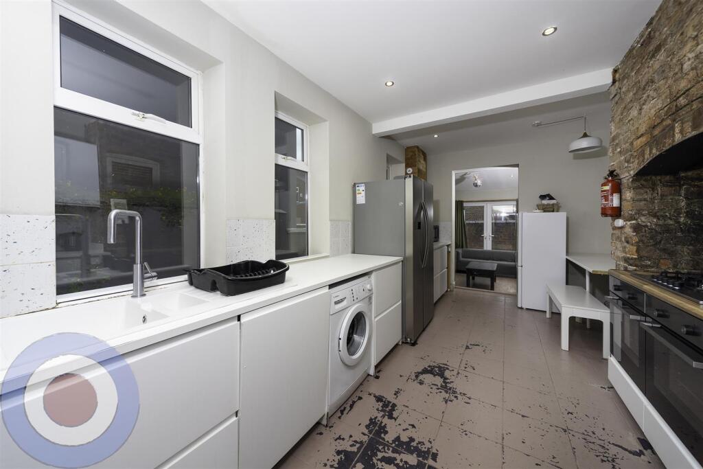 kitchen-Edit.jpg