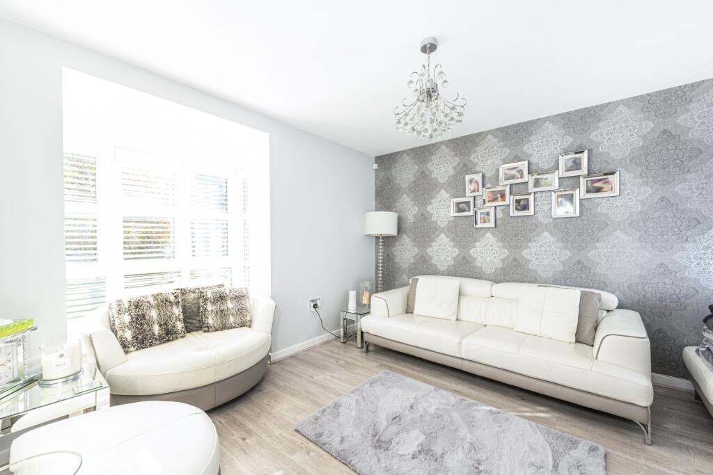 Bedroom/Sitting Room