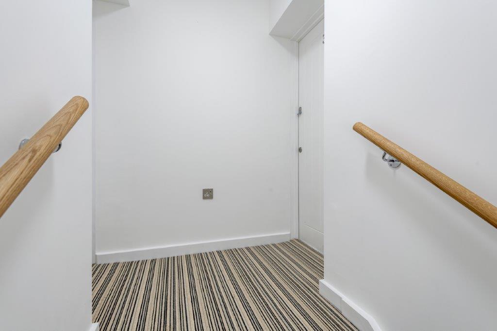 3griffinplaceint2 (5 of 7).jpg