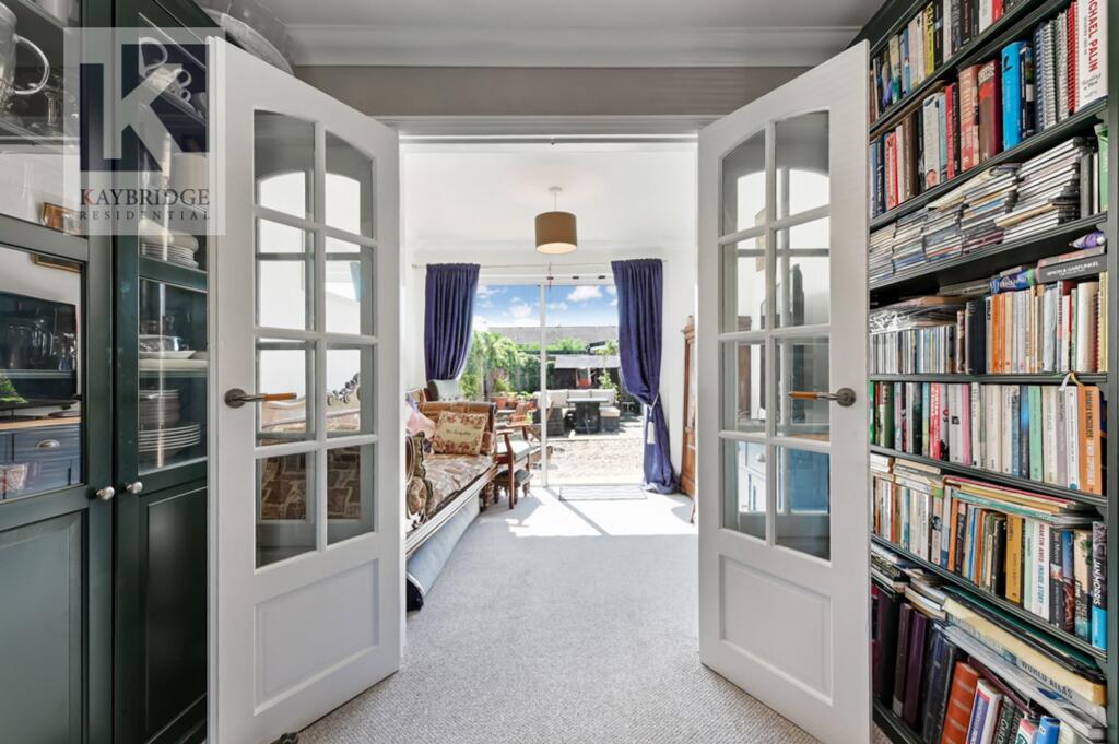 Andover Close, Epsom - KT19 9DA