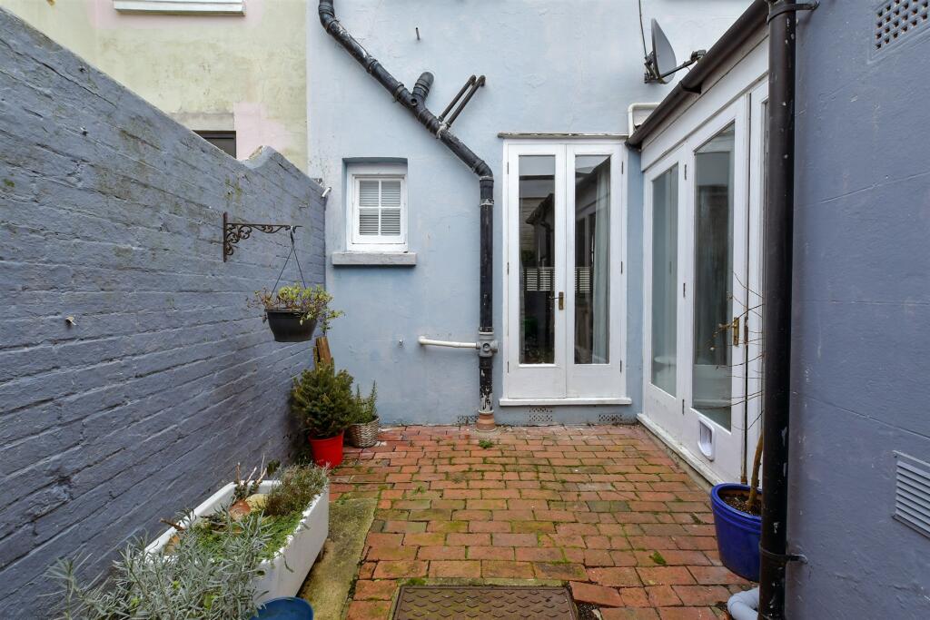 Patio / Decking