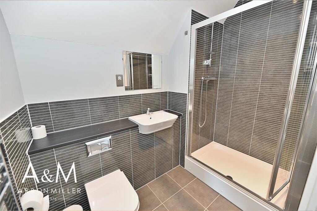 En-Suite Shower