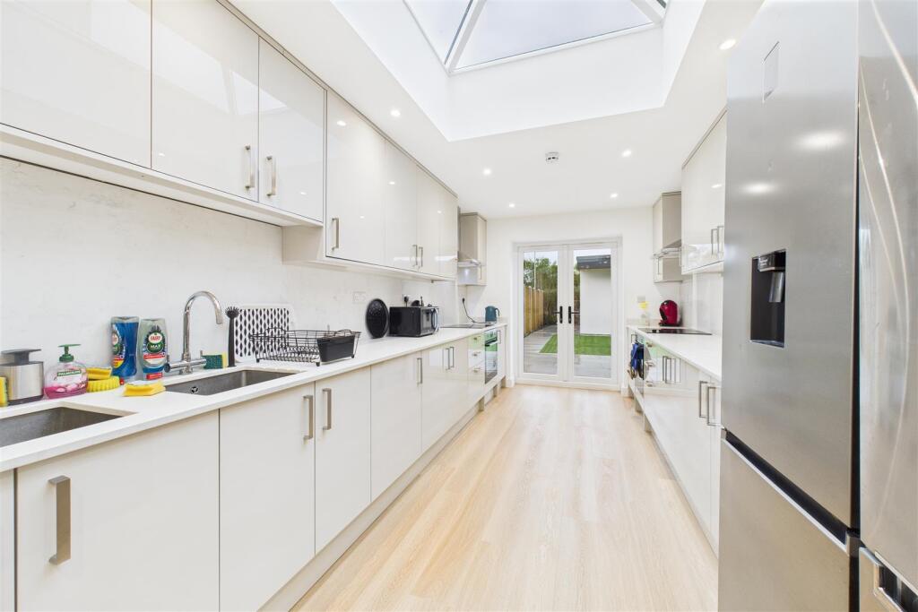 116 Mount Hill Road, Hanham, Bristol BS15 8QR | Fr