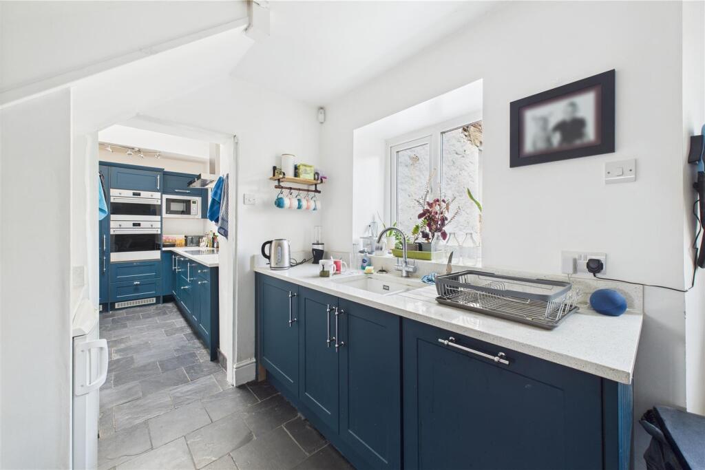 Rock Cottage, 116 Farleigh Road, Backwell, North S