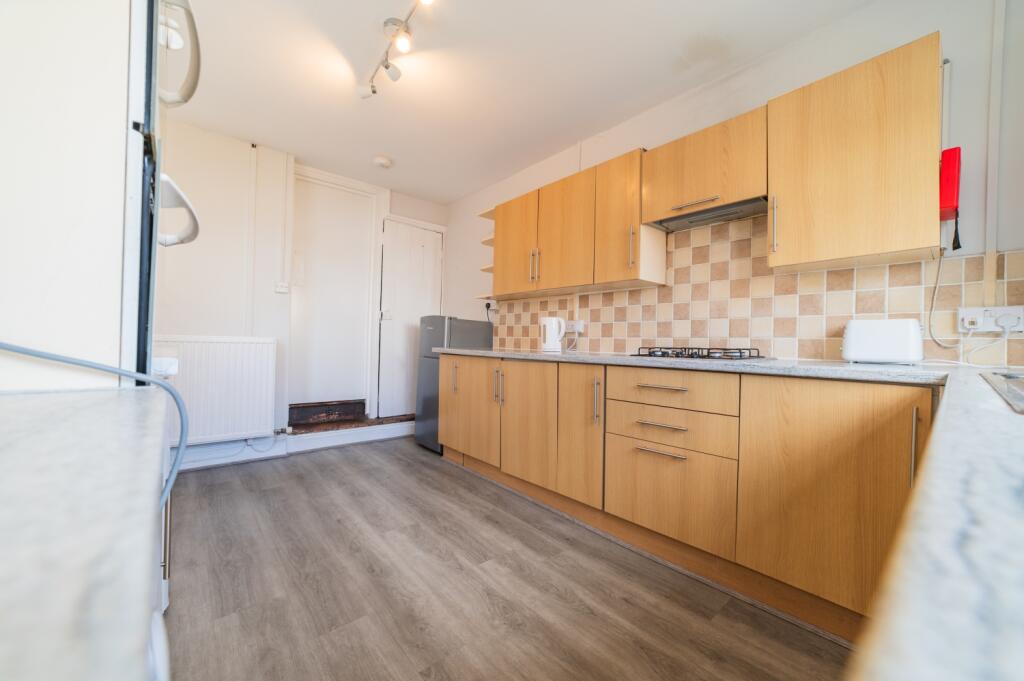 Call 02920 454555 to secure your viewing_13