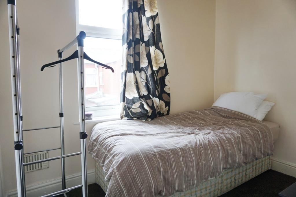 Bedroom Three/Study