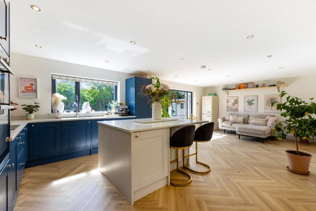 Kitchen/Family Room