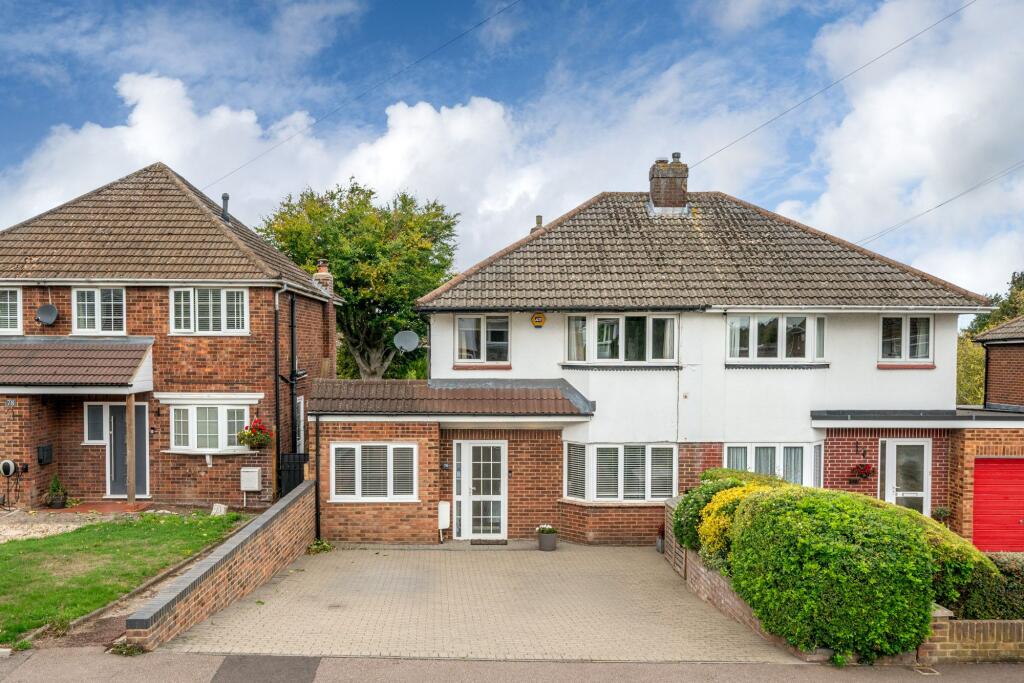 Canesworde Road, Dunstable, LU6
