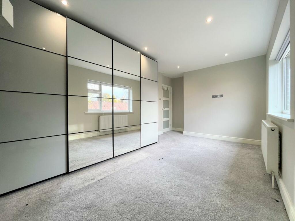 Bedroom 1 Aspect 2