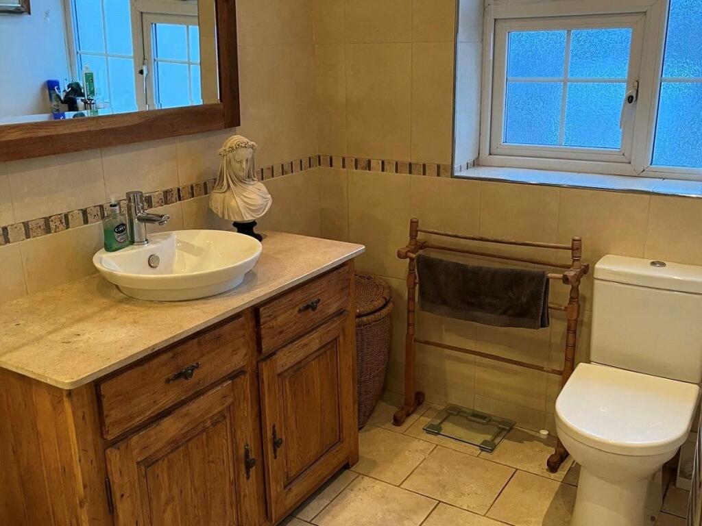 Ensuite