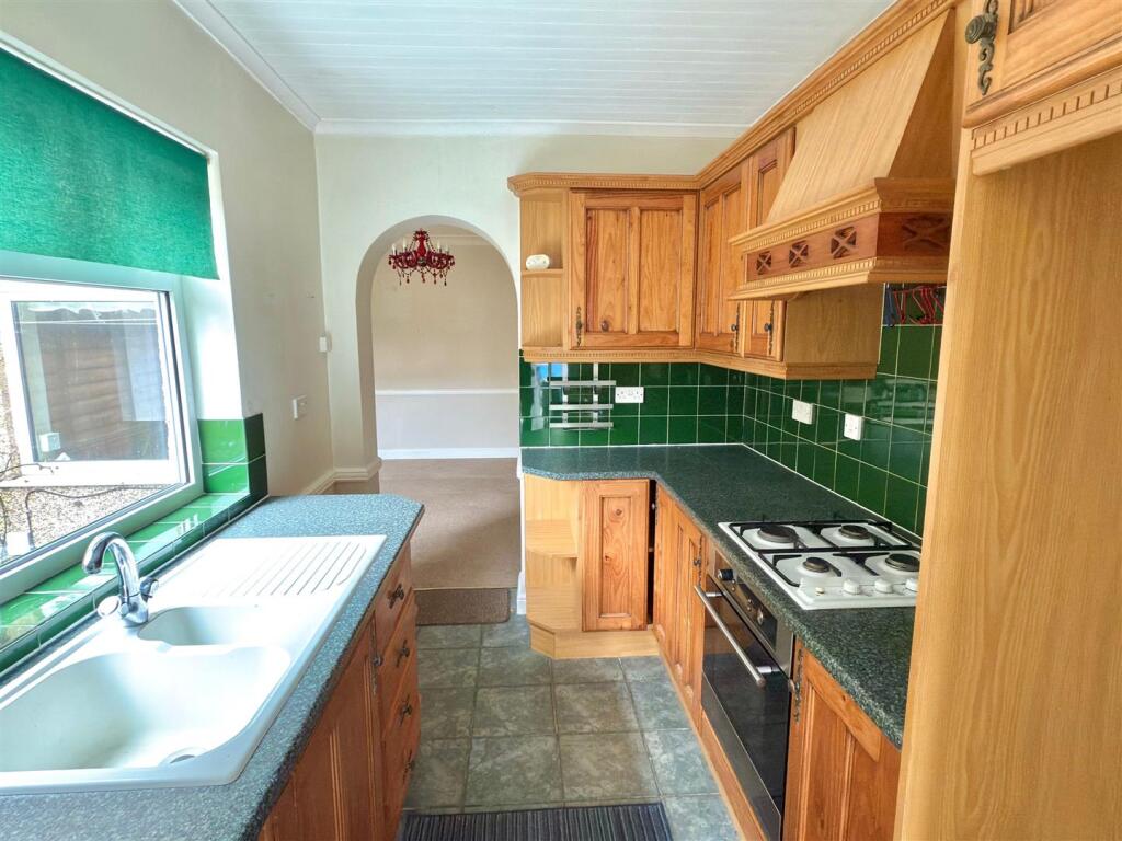 KITCHEN AREA.jpg