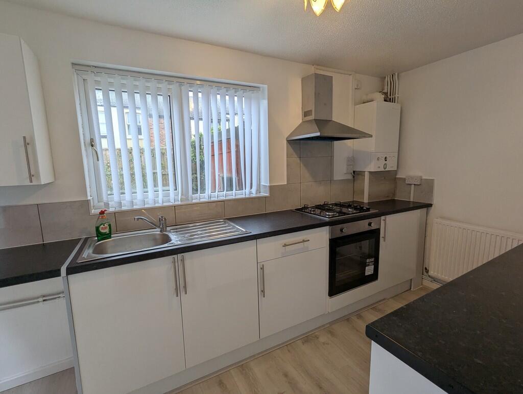 PXL_20251015_0935...