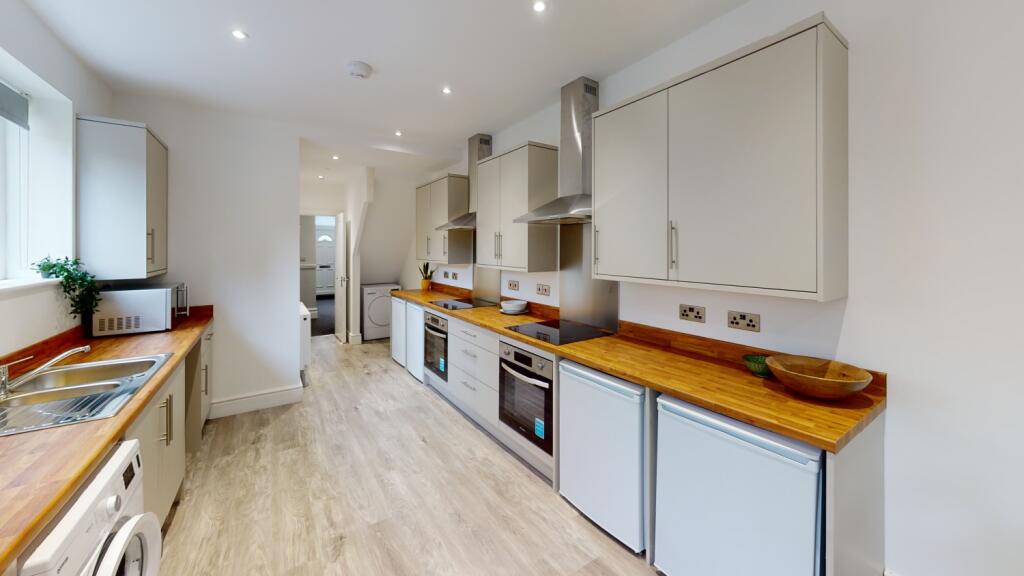 16-Filton-Avenue-Kitchen