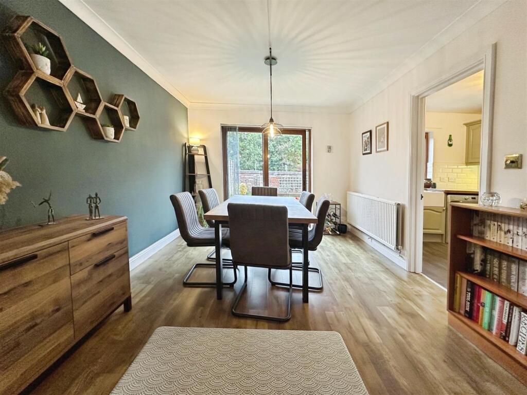 5c6178b4--449D-97F1-8ED88CC5DE3F-96500-00001F2C64C