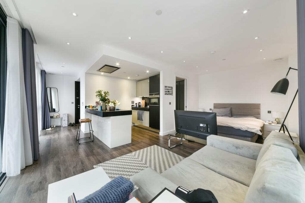 Living Area - Merant