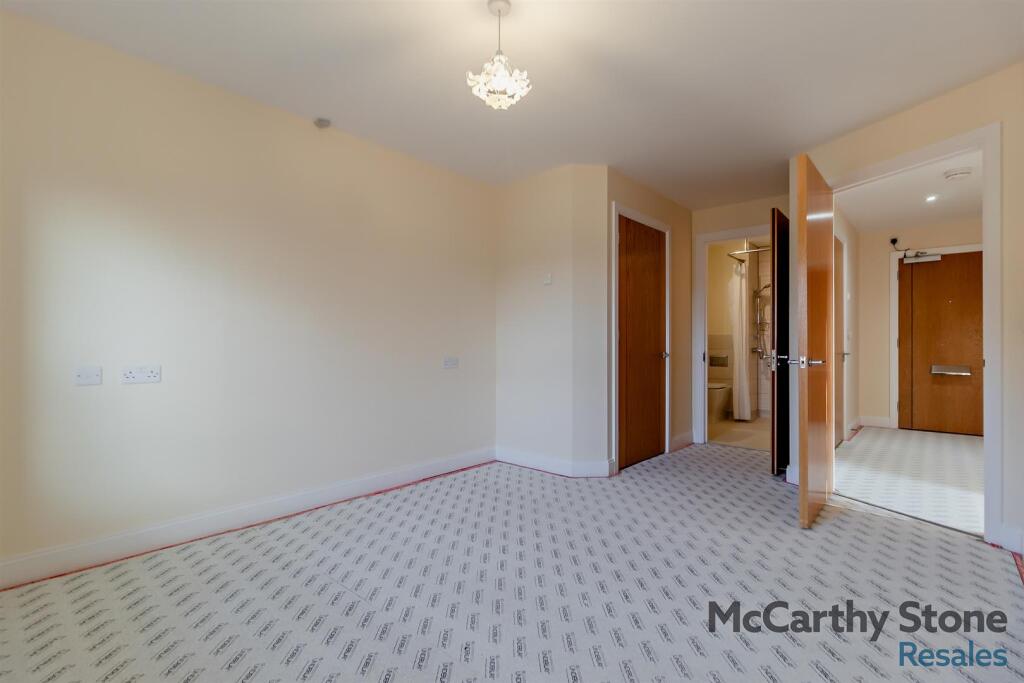 8636808-interior12-800.jpg