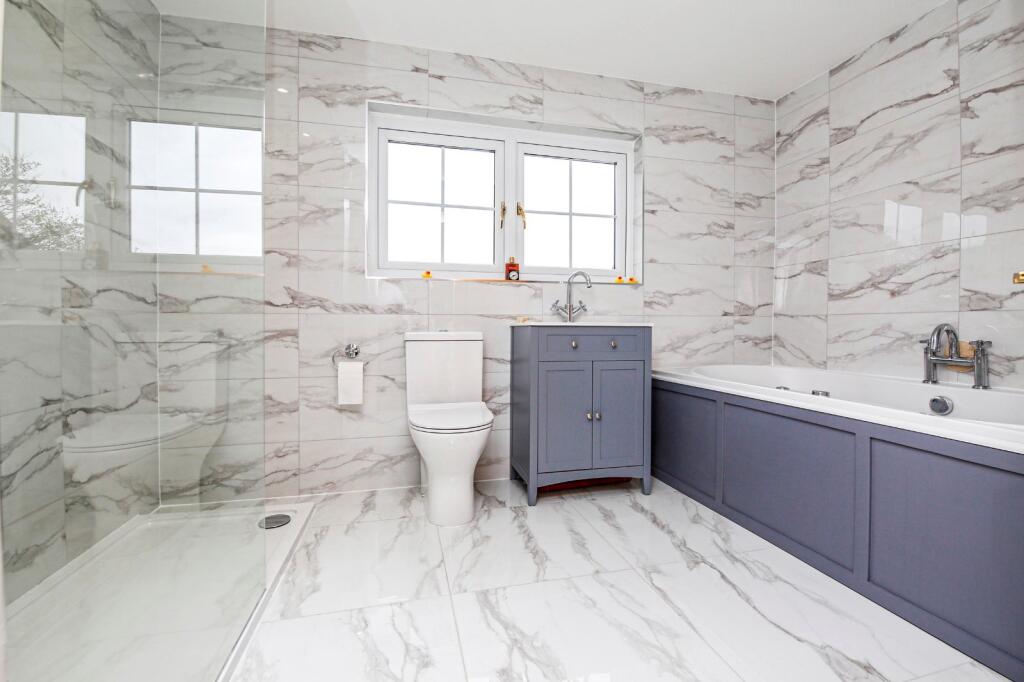 First Floor Bathroom