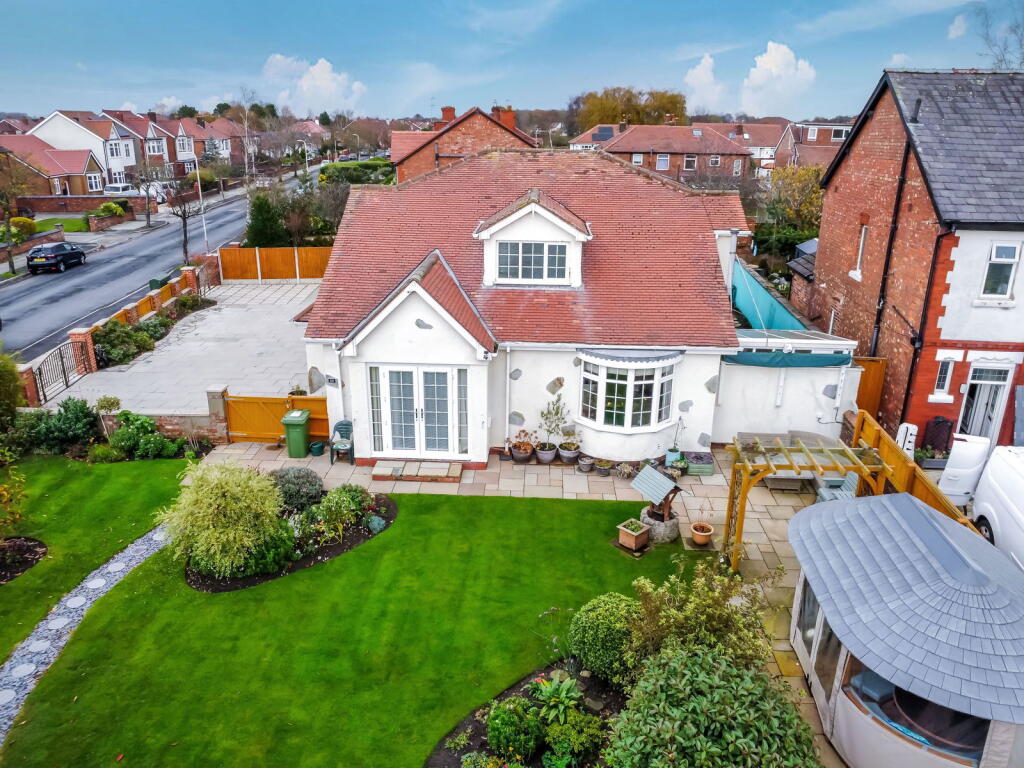 Marshside Road, Churchtown, PR9 9TH