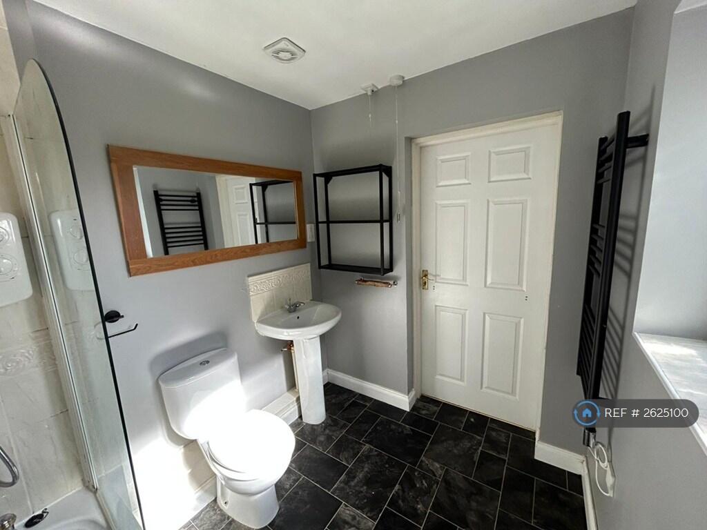 Bathroom1