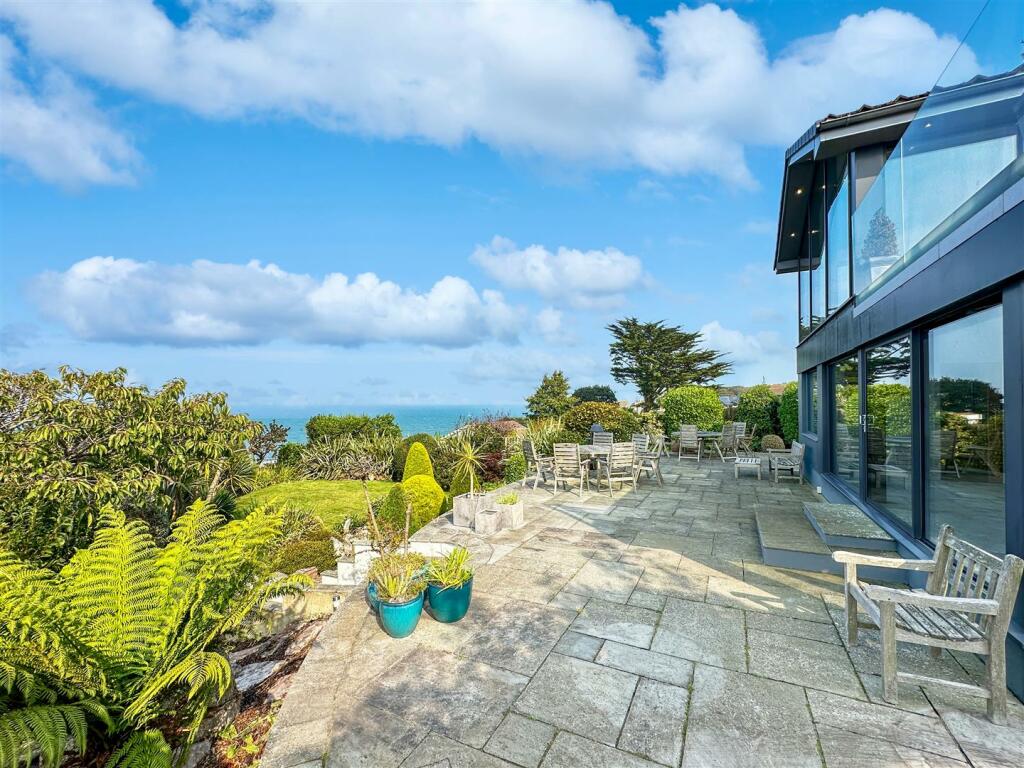 Rear Onto Terrace.JPG