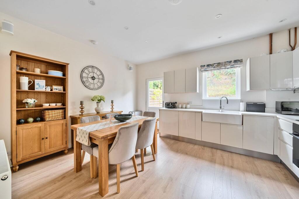 Kitchen / Dining Room