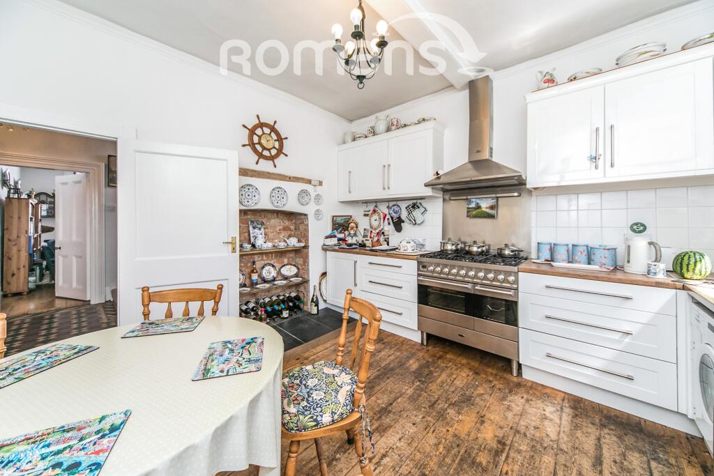 d1e24b55-15e4-4af0-8