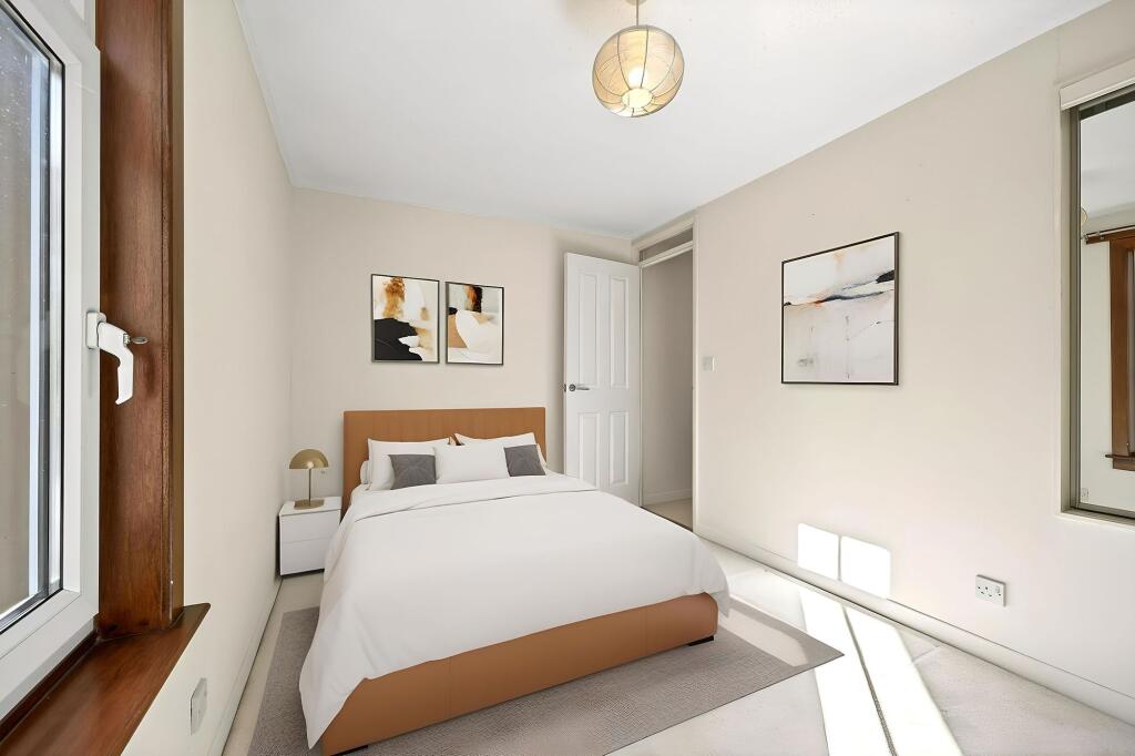 Bedroom (virtually staged)