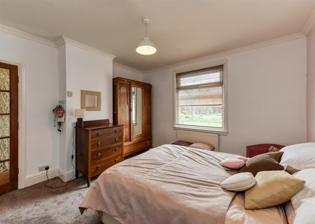 151 Trysull Road-Bedroom 1.jpg