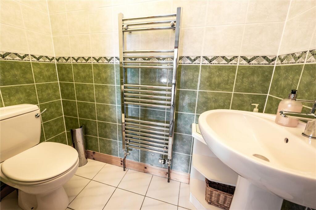 Guest Toilet