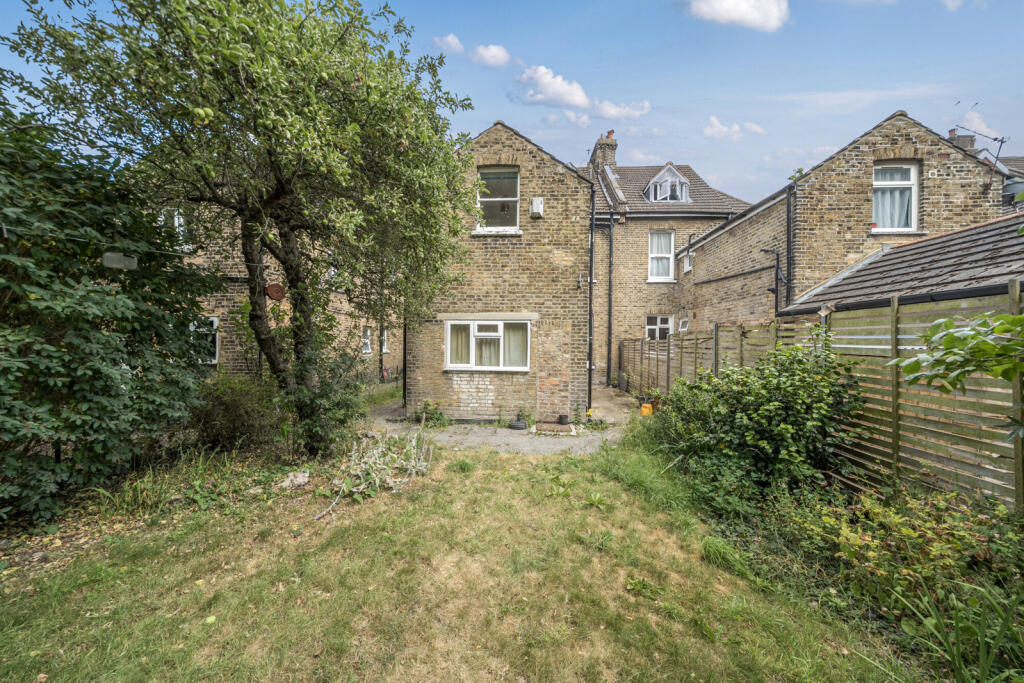 1314900-4-685aa2f...