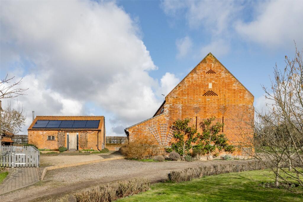 Barn and Annexe