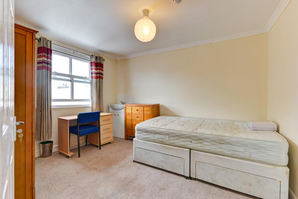 BED 4