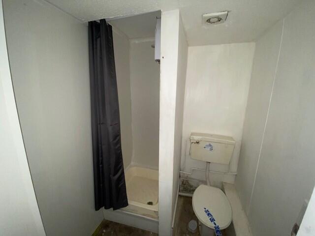 Bathroom T202511071120.jpg