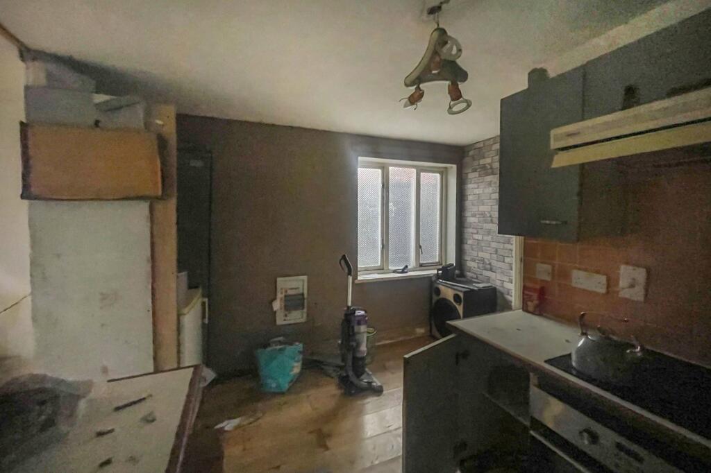 11 Chase Court, Thetford, Norfolk, IP24 3BT