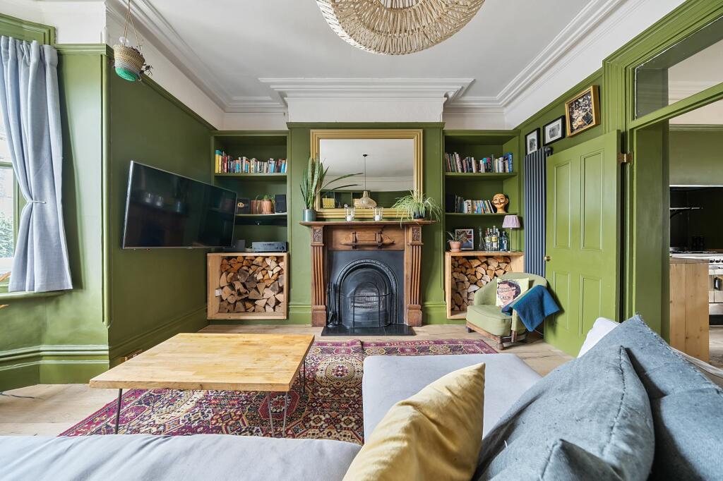 Living Room (3)