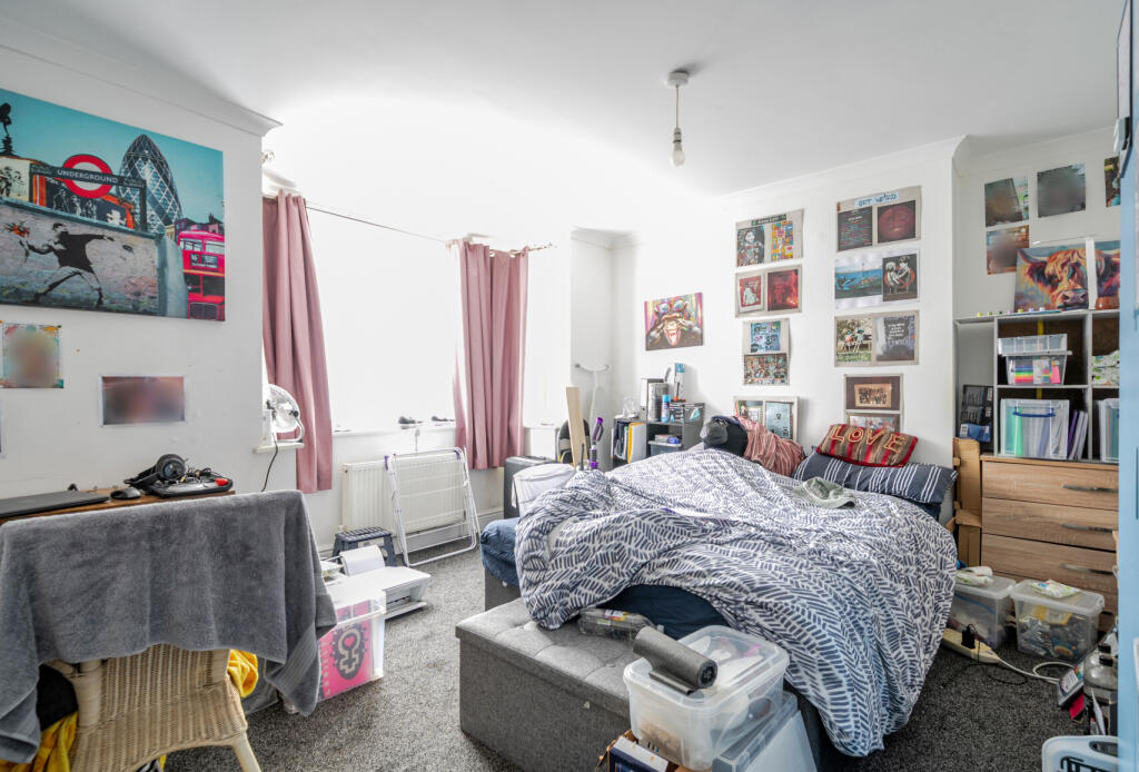 1358720-9-68e50e7...