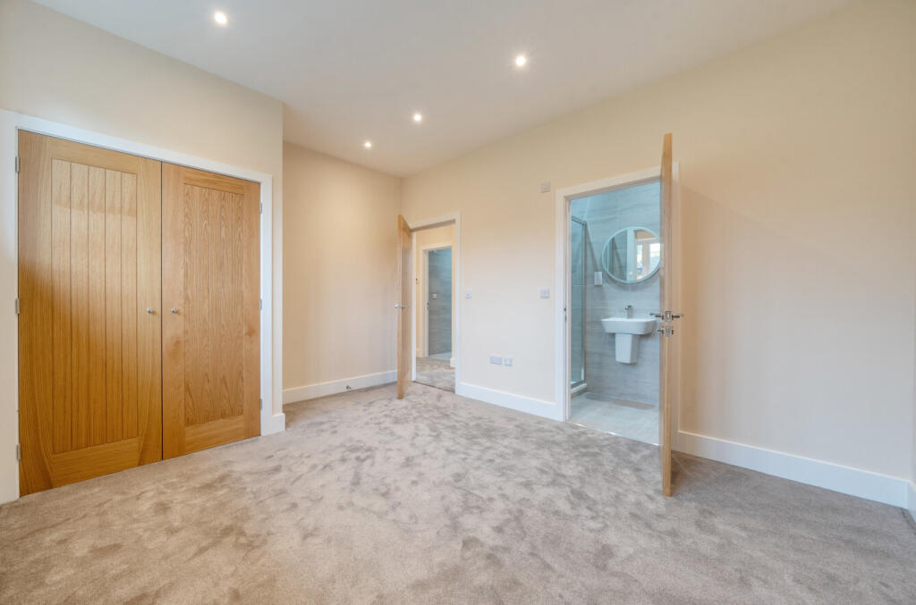 1372929-56-69023e...