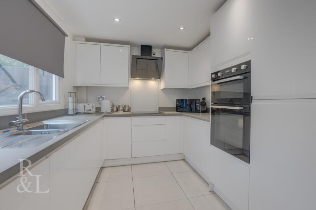 Wilford Crescent West (14).jpg