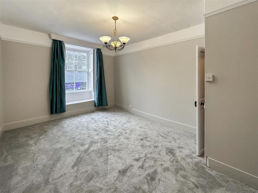 Bedroom.jpg