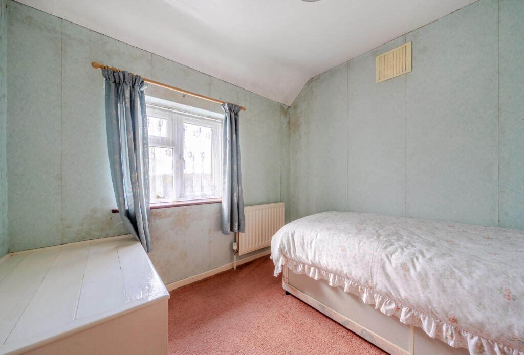 1381539-18-692467...